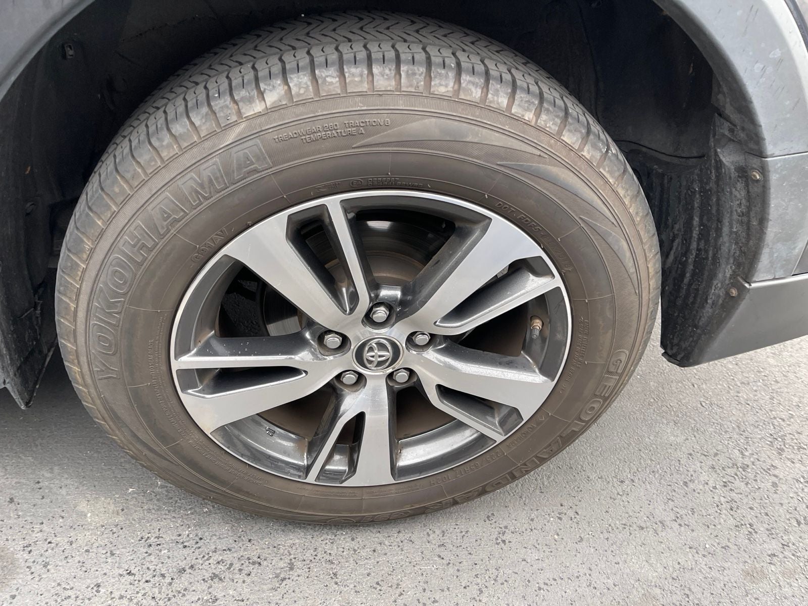 2018 Toyota RAV4 XLE