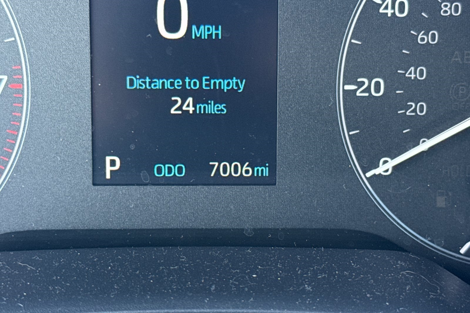 2025 Toyota Corolla Hatchback SE