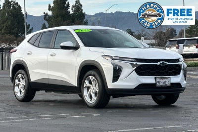 2025 Chevrolet Trax LS