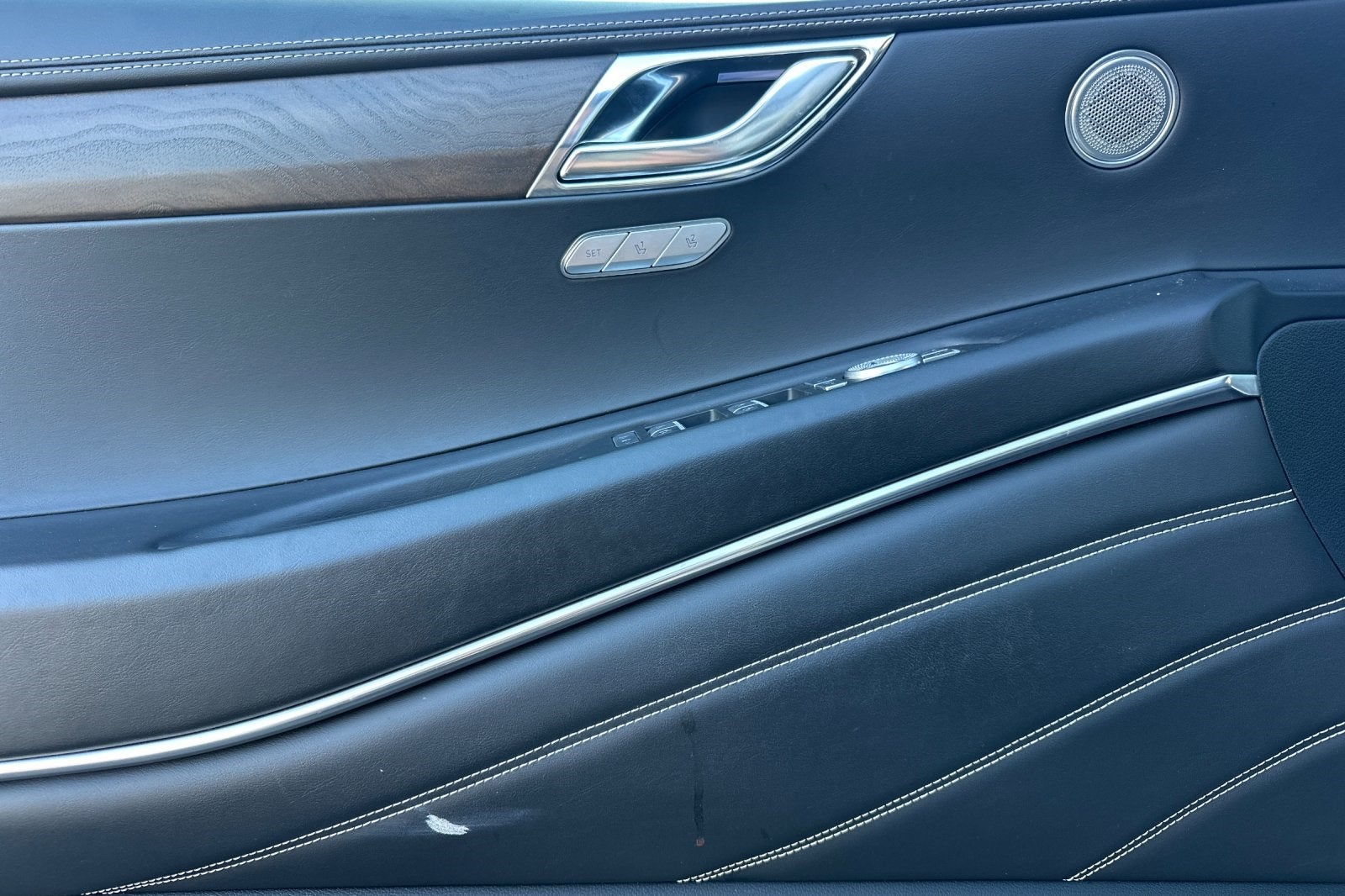 2024 Genesis GV80 2.5T