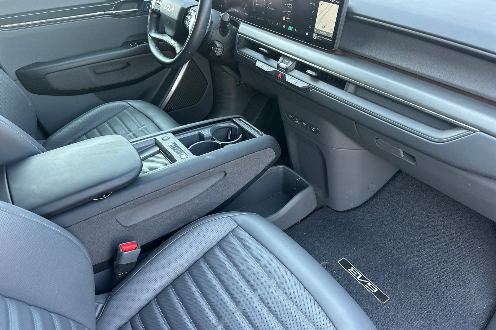 2024 Kia EV9 Land