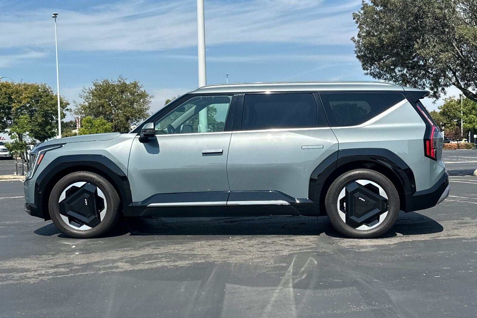 2024 Kia EV9 Land