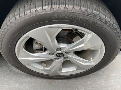 2024 Audi Q5 45 S line Premium quattro