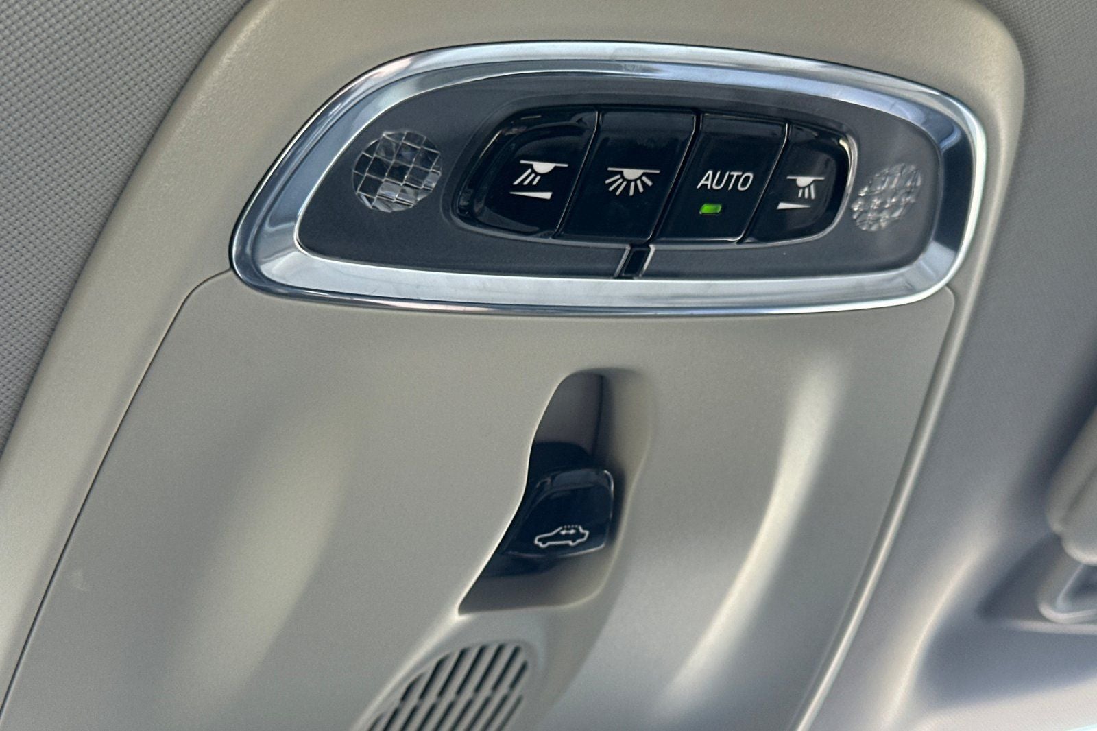 2019 Volvo XC90 T6 Momentum