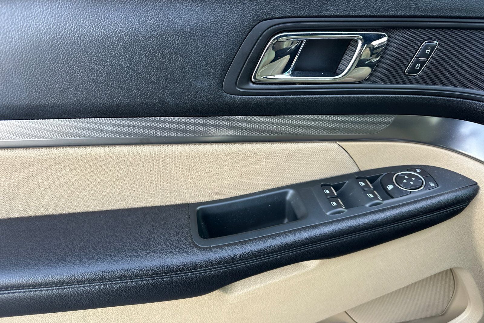 2017 Ford Explorer Base