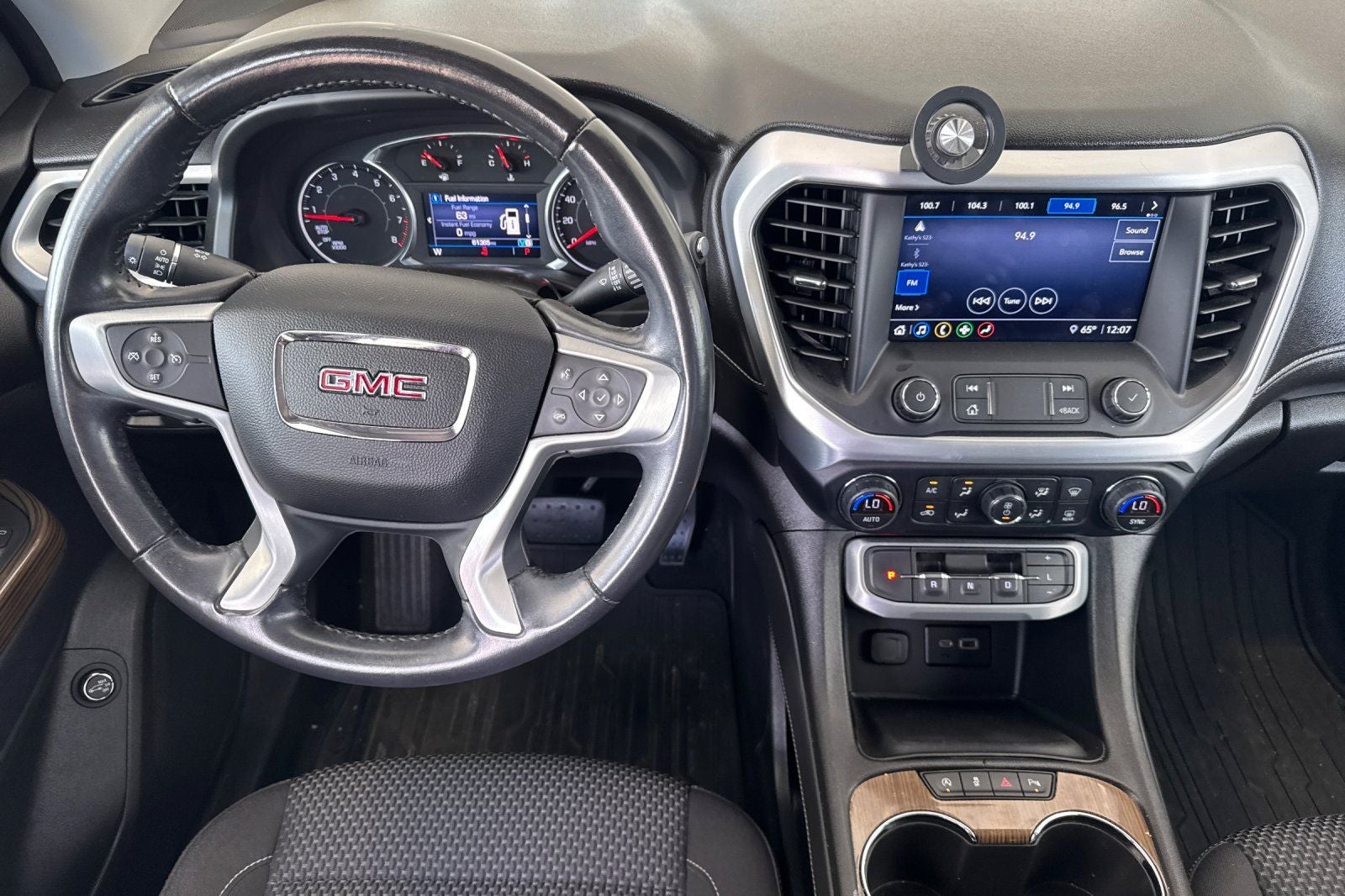 2020 GMC Acadia SLE