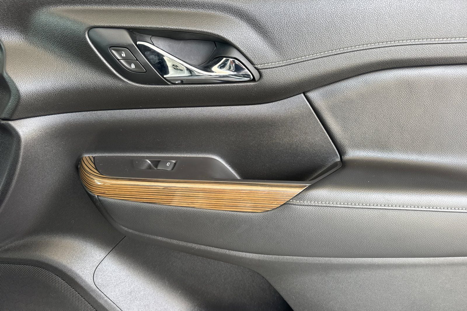 2020 GMC Acadia SLE
