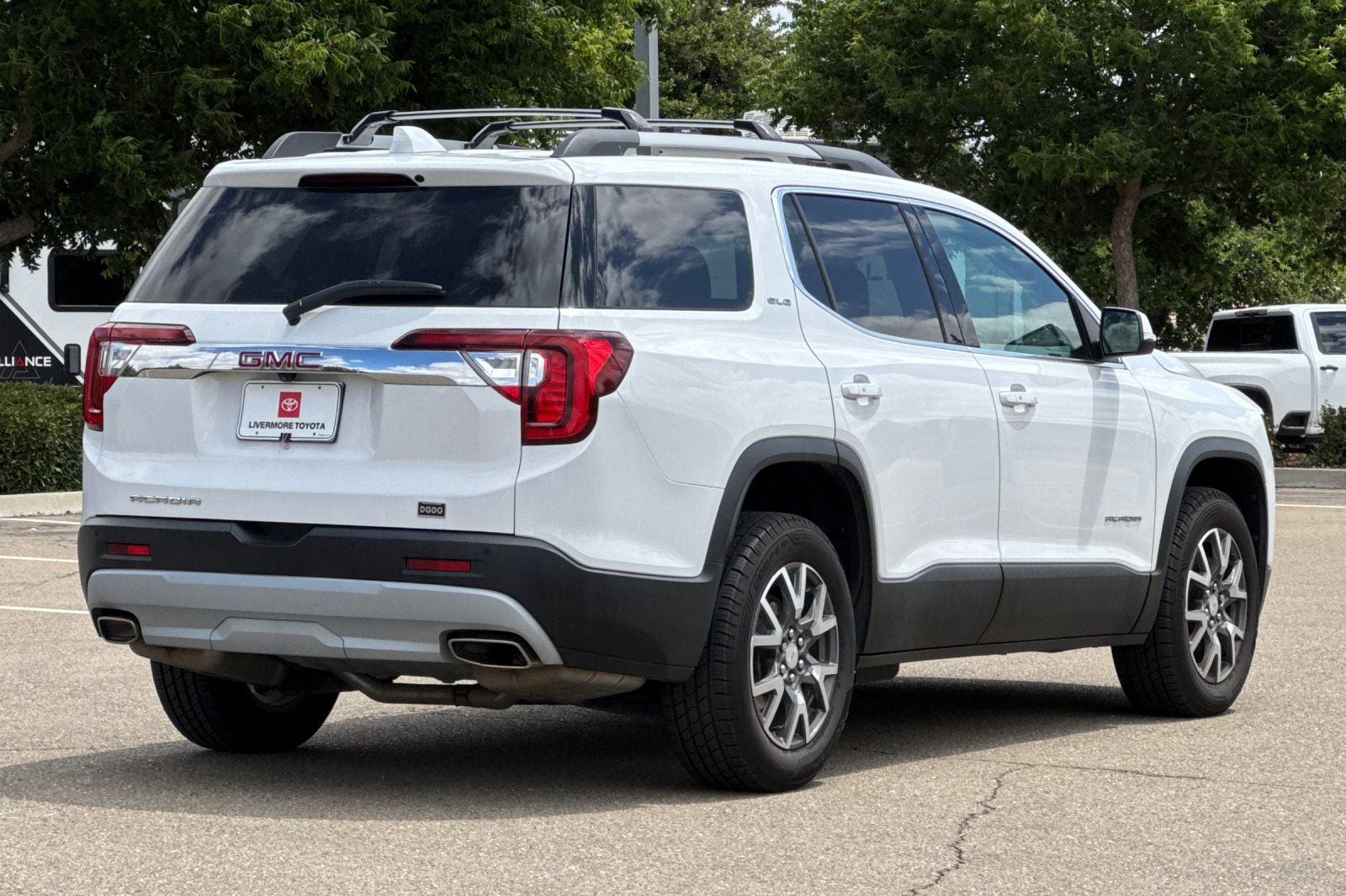 2020 GMC Acadia SLE