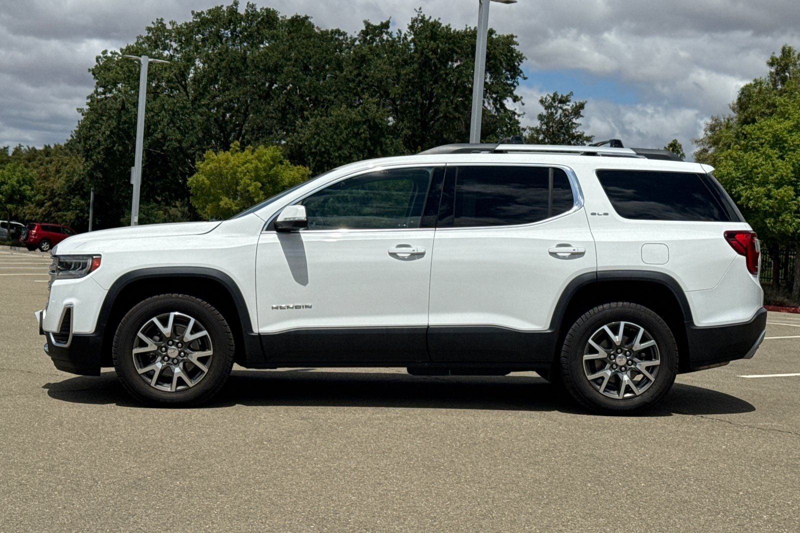 2020 GMC Acadia SLE