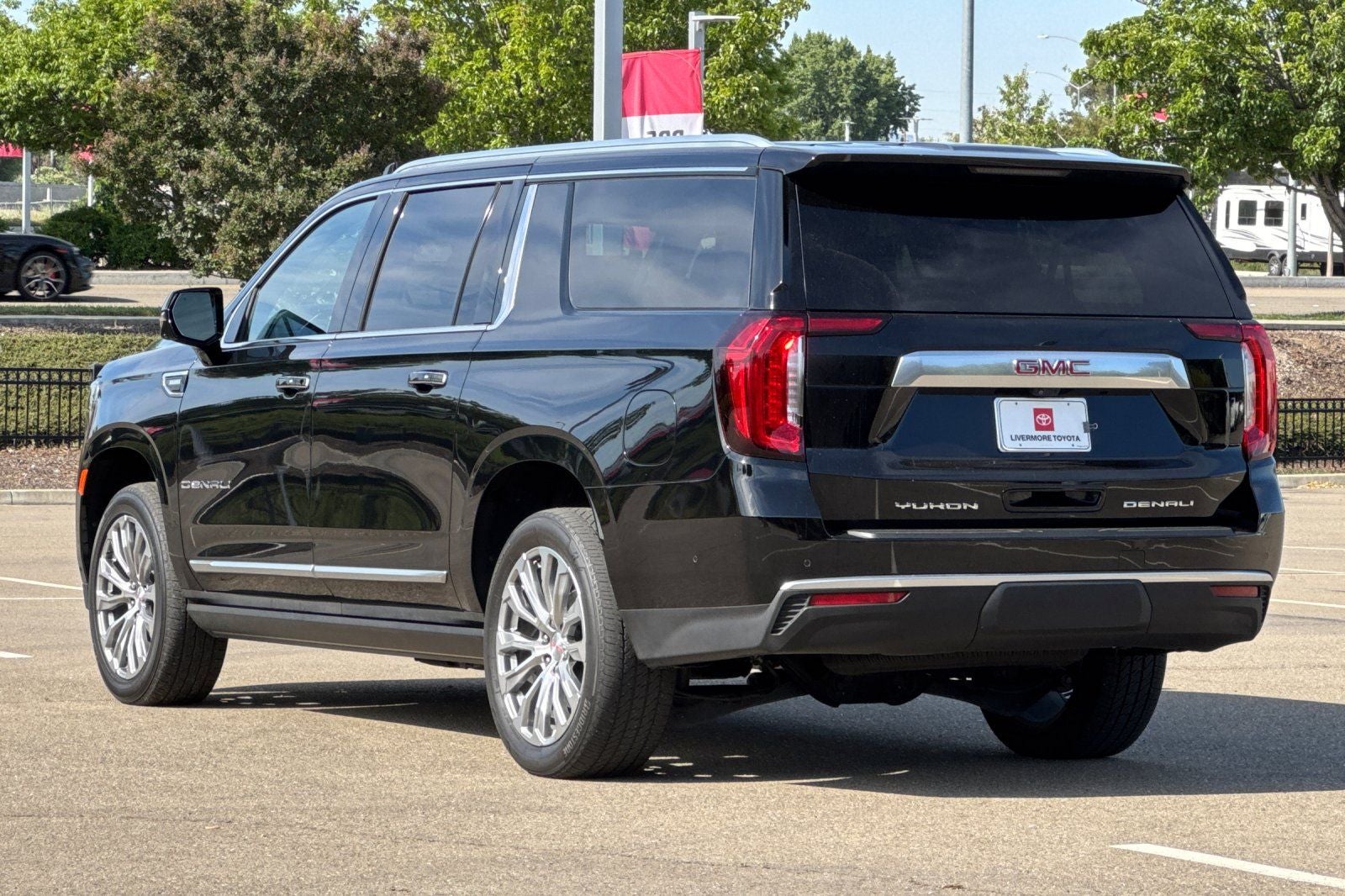 2023 GMC Yukon XL Denali