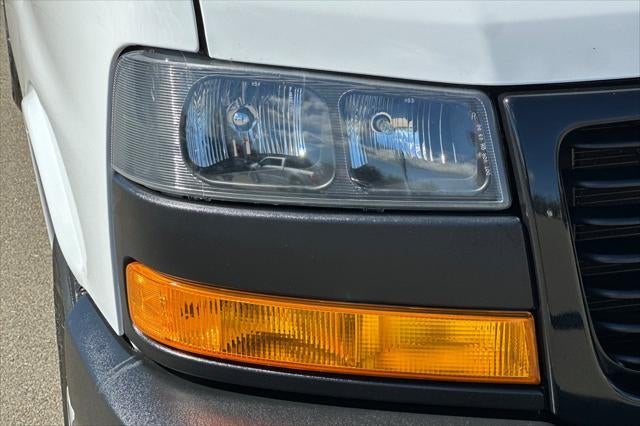 2023 GMC Savana 2500 Work Van