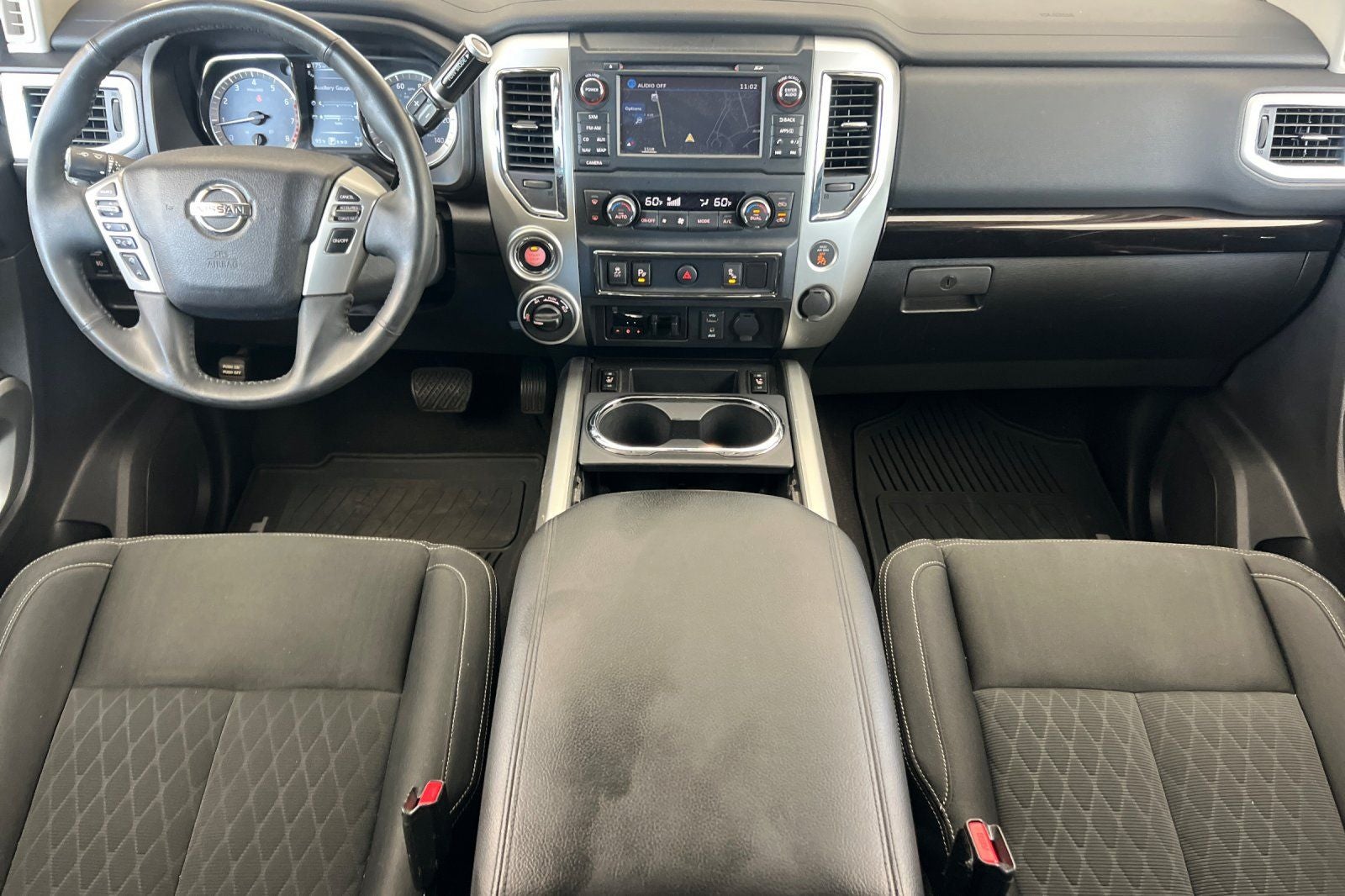 2017 Nissan Titan SV