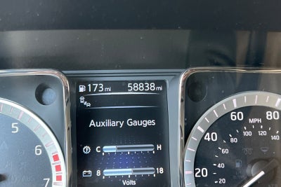 2017 Nissan Titan SV