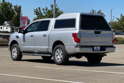 2017 Nissan Titan SV