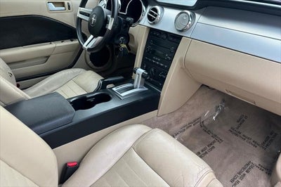 2005 Ford Mustang GT Premium