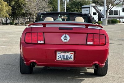2005 Ford Mustang GT Premium