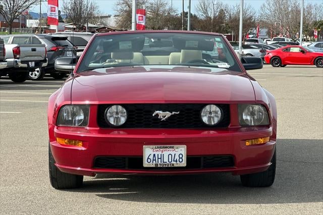 2005 Ford Mustang GT Premium