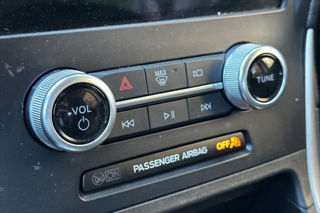 2024 Ford Edge SE