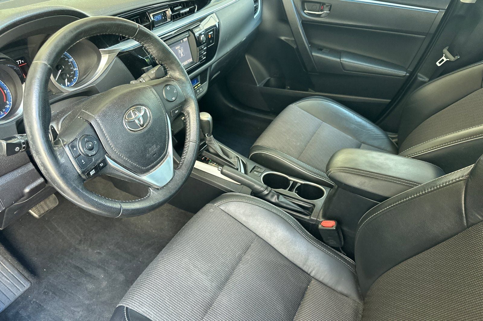 2015 Toyota Corolla S Plus