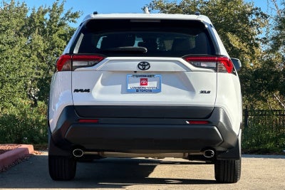 2020 Toyota RAV4 XLE