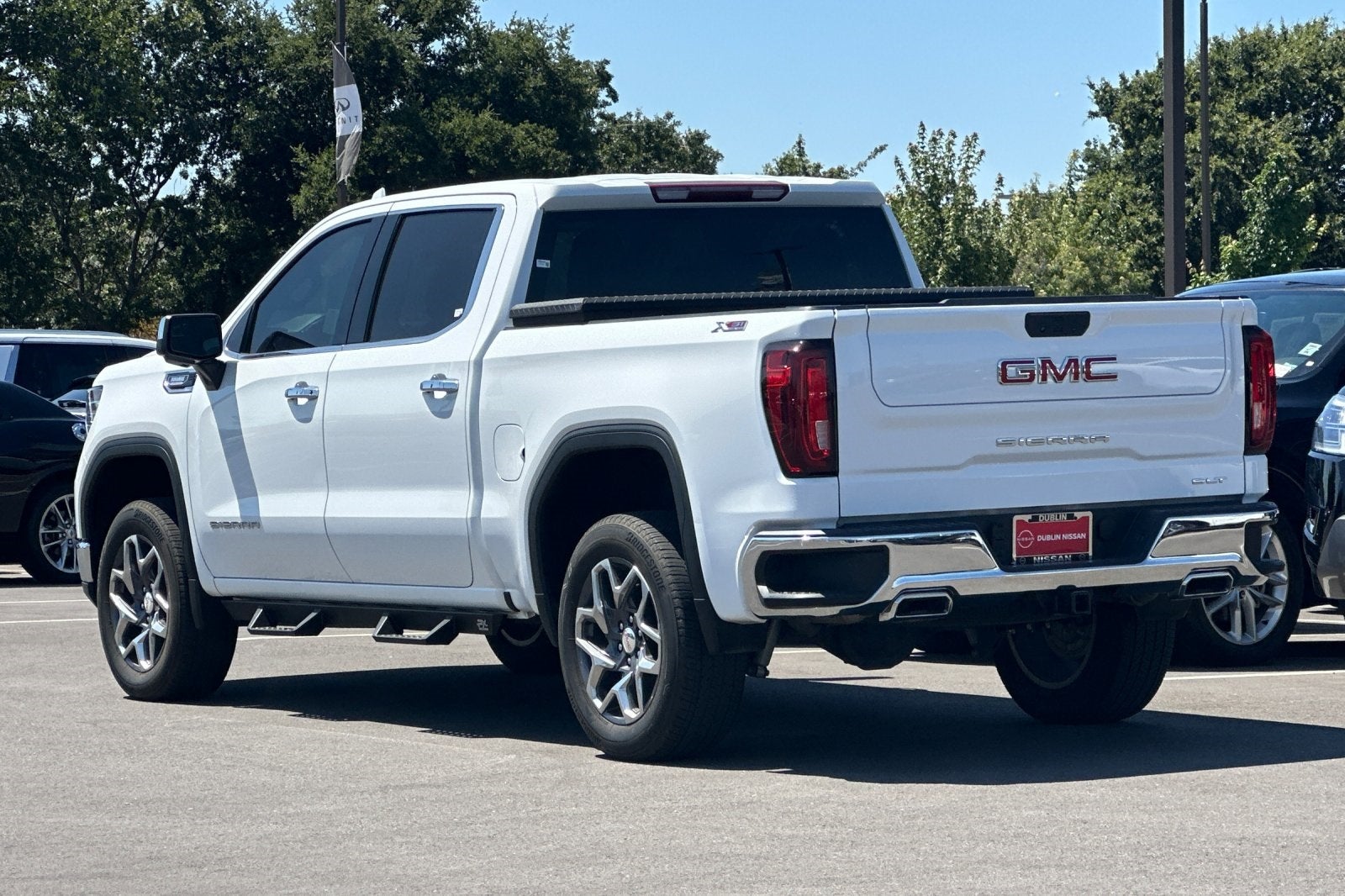 2022 GMC Sierra 1500 SLT