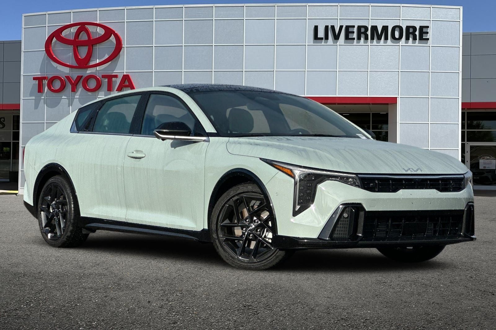 2025 Kia K4 GT-Line Turbo