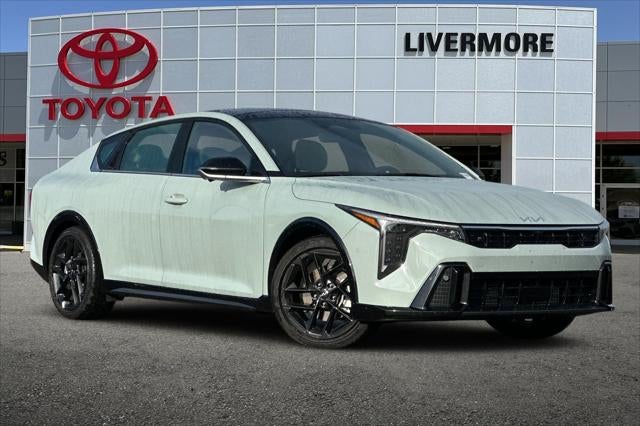 2025 Kia K4 GT-Line Turbo