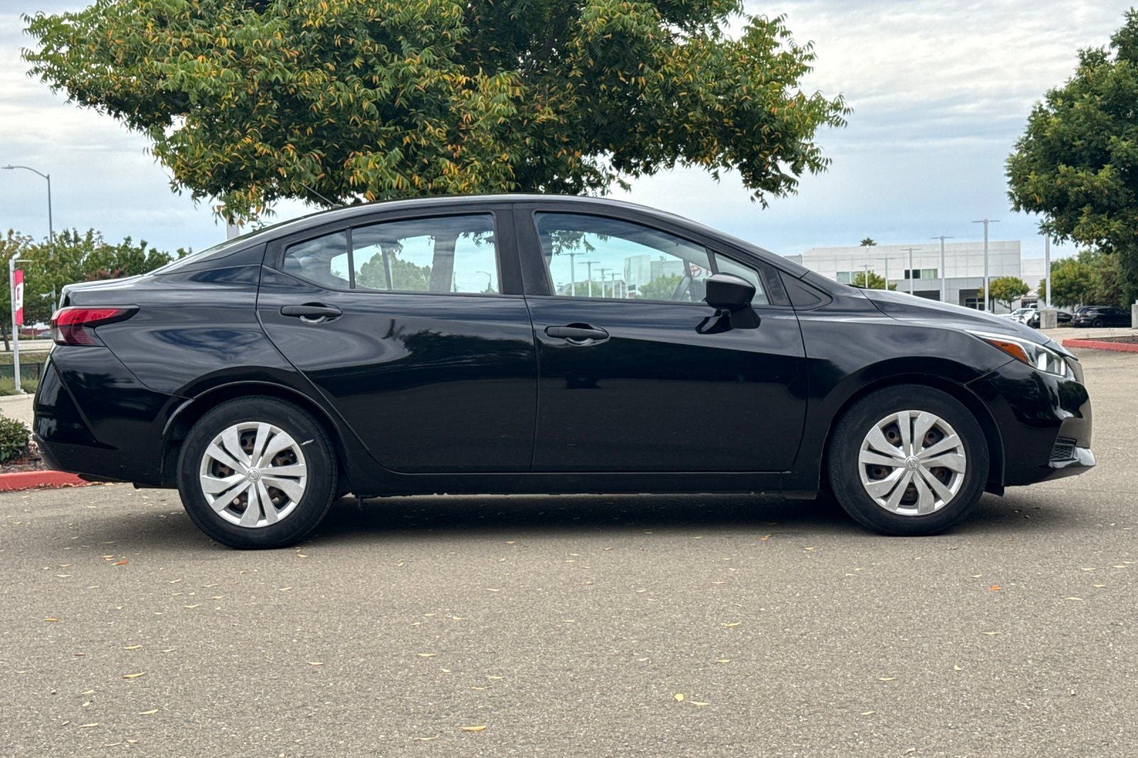 2020 Nissan Versa 1.6 S