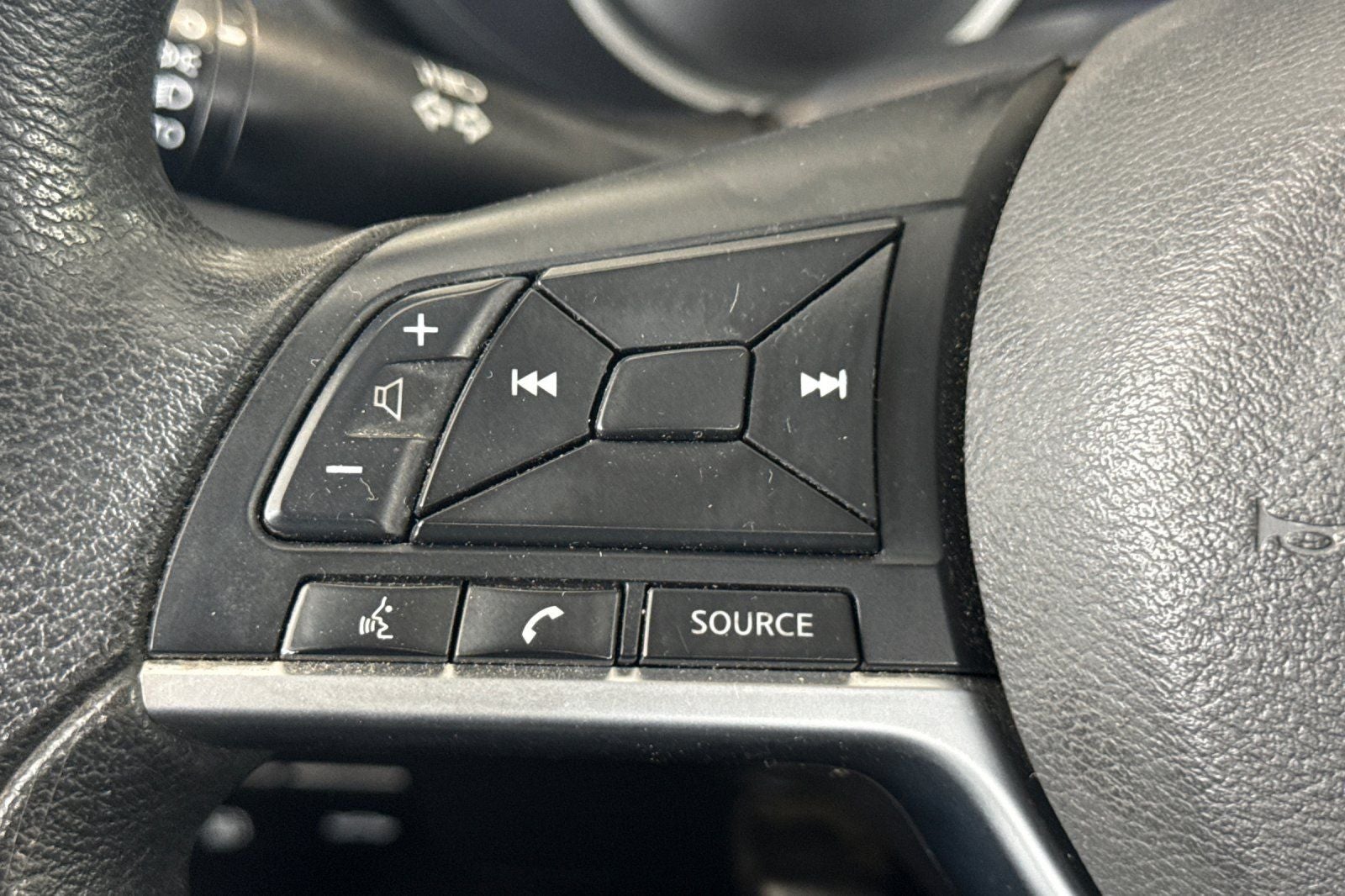 2020 Nissan Versa 1.6 S