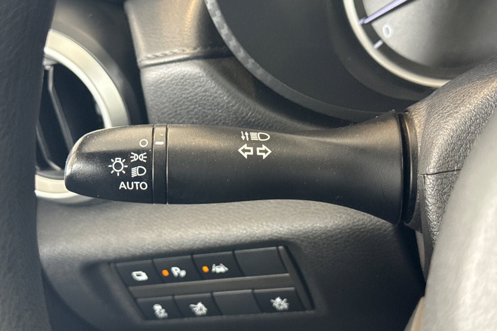 2020 Nissan Versa 1.6 S
