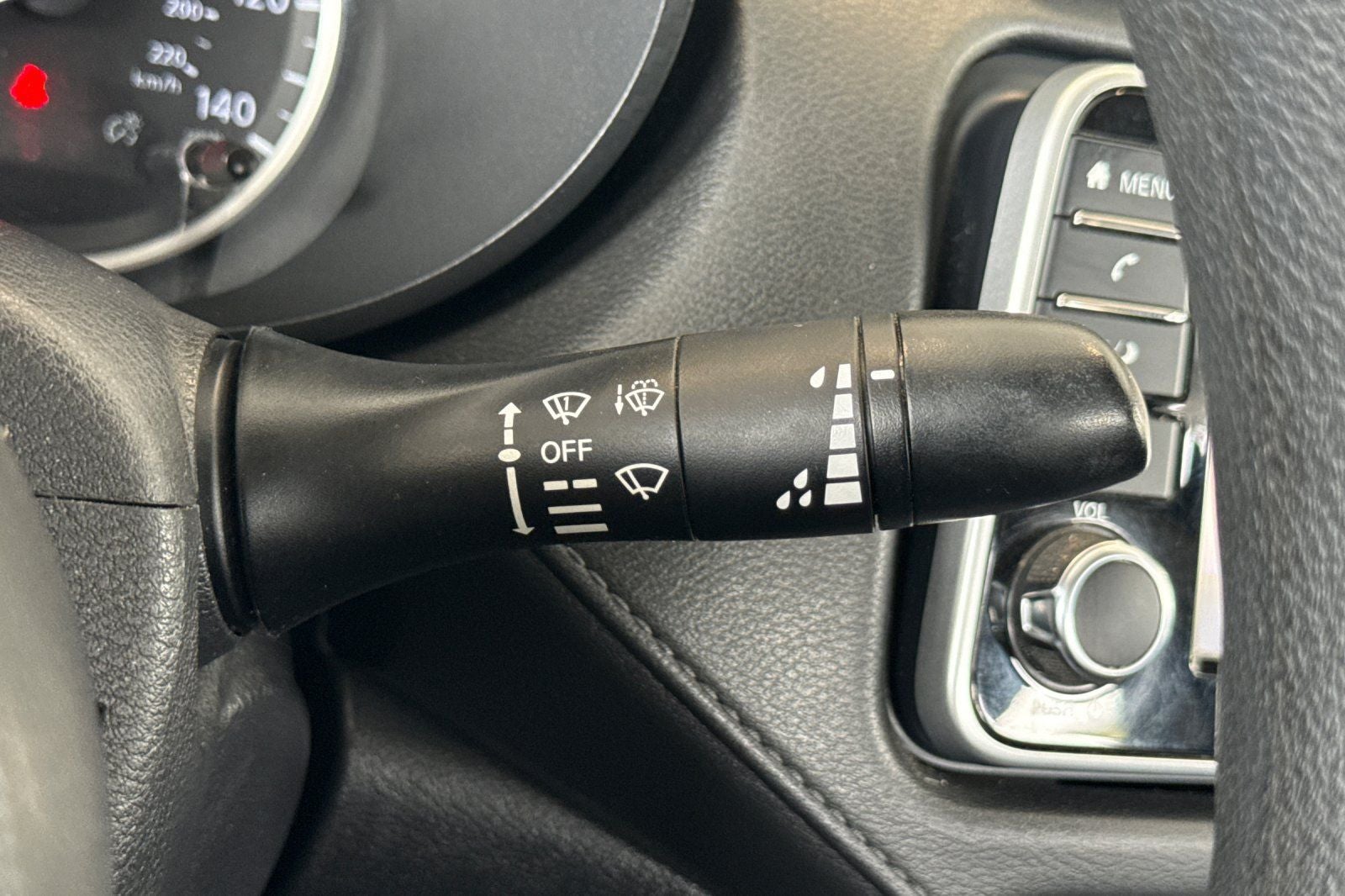 2020 Nissan Versa 1.6 S