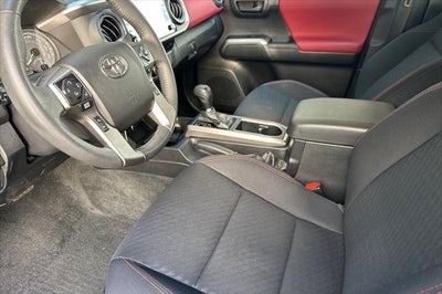 2022 Toyota Tacoma SR5 V6