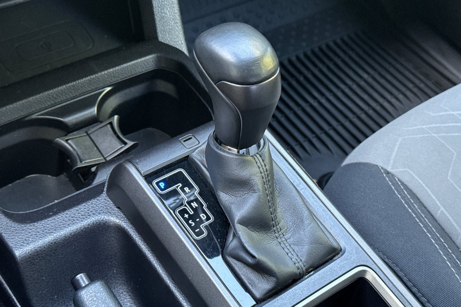 2022 Toyota Tacoma TRD Sport V6