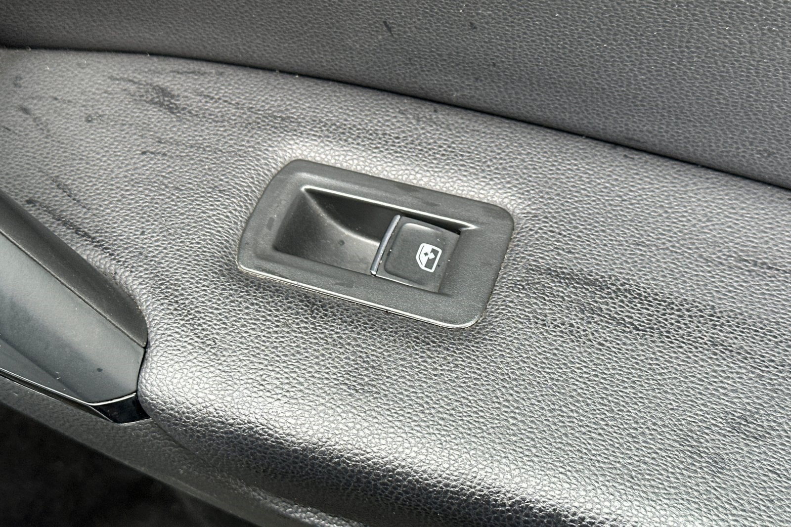 2019 Volkswagen Tiguan 2.0T SEL R-Line