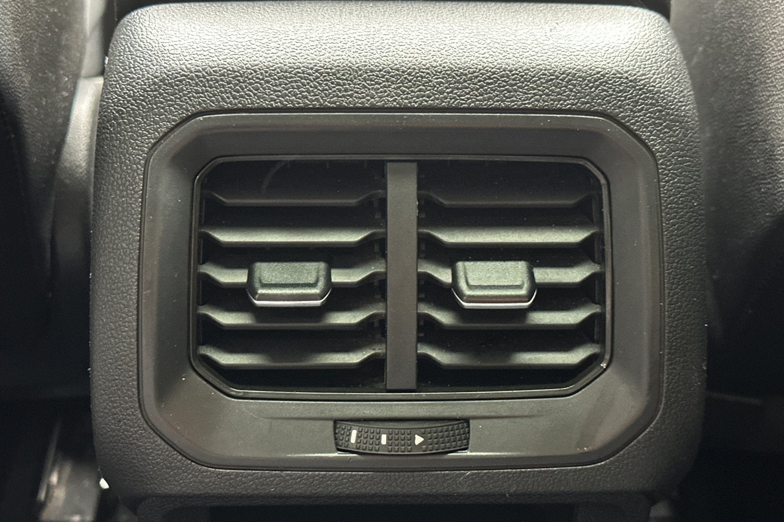 2019 Volkswagen Tiguan 2.0T SEL R-Line