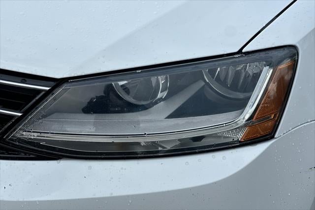 2017 Volkswagen Jetta 1.8T SEL