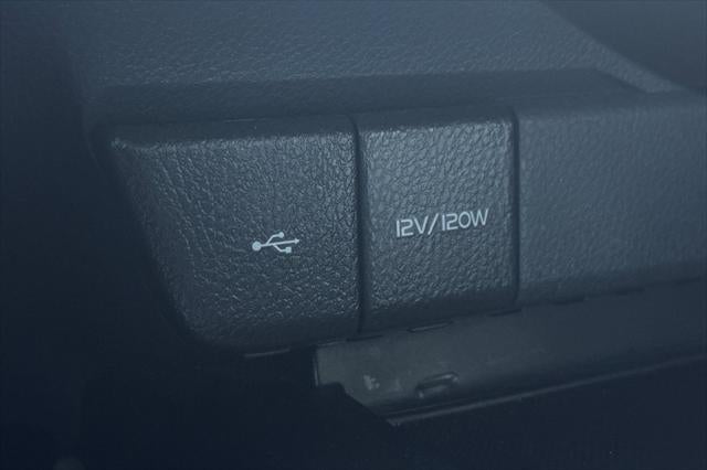 2021 Toyota Camry Hybrid SE