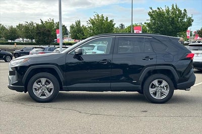 2025 Toyota RAV4 Hybrid LE