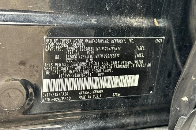 2025 Toyota RAV4 Hybrid XLE