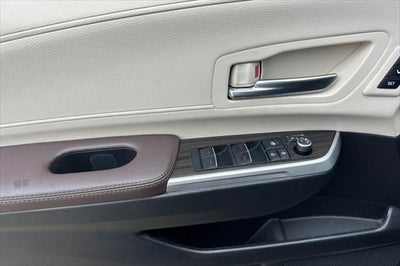 2023 Toyota Sienna Platinum 7 Passenger