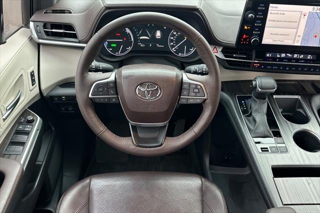 2023 Toyota Sienna Platinum 7 Passenger