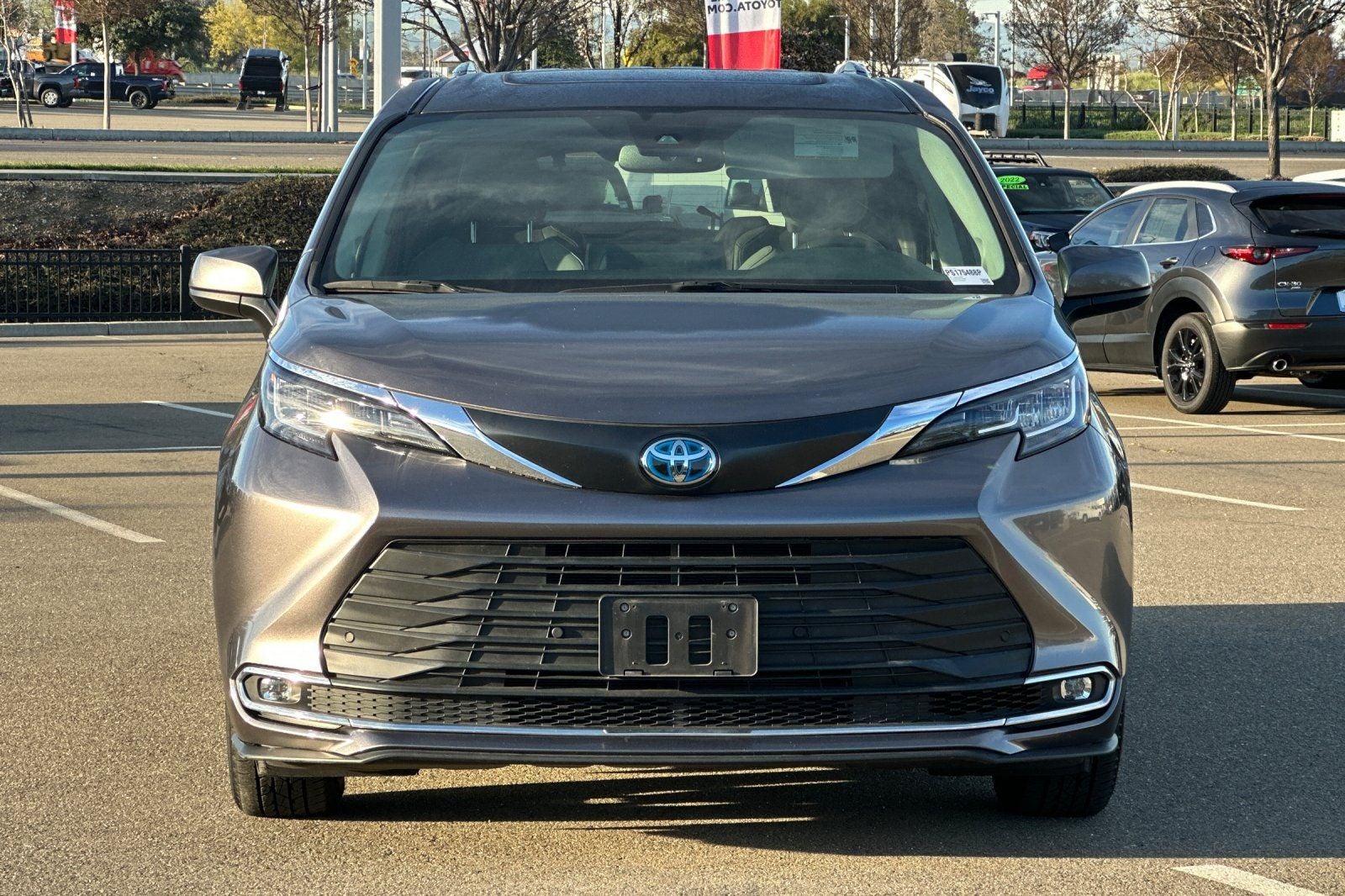 2023 Toyota Sienna XLE