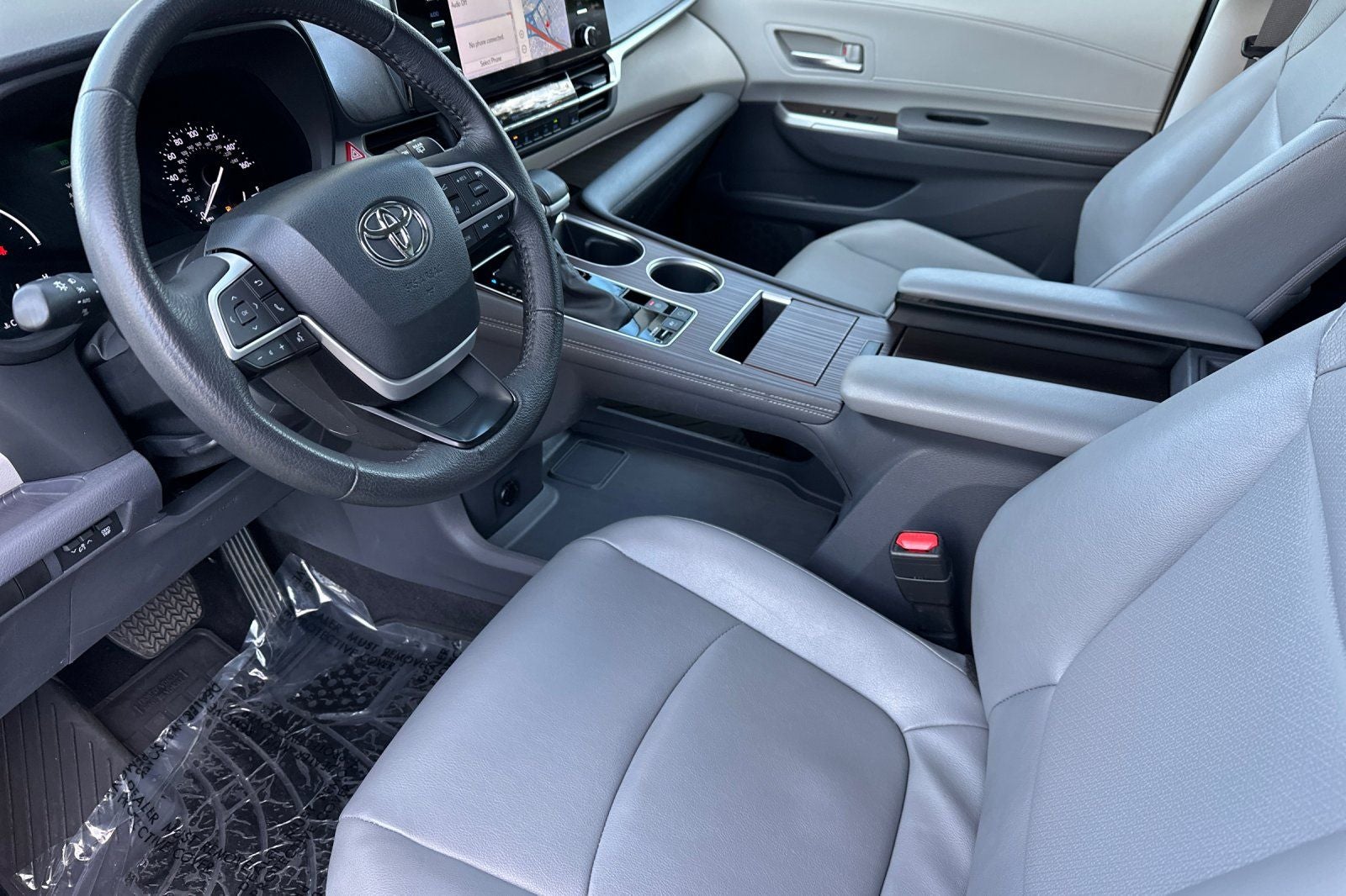 2023 Toyota Sienna XLE
