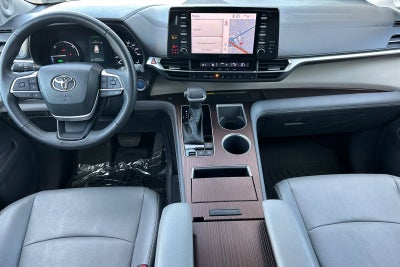 2023 Toyota Sienna XLE
