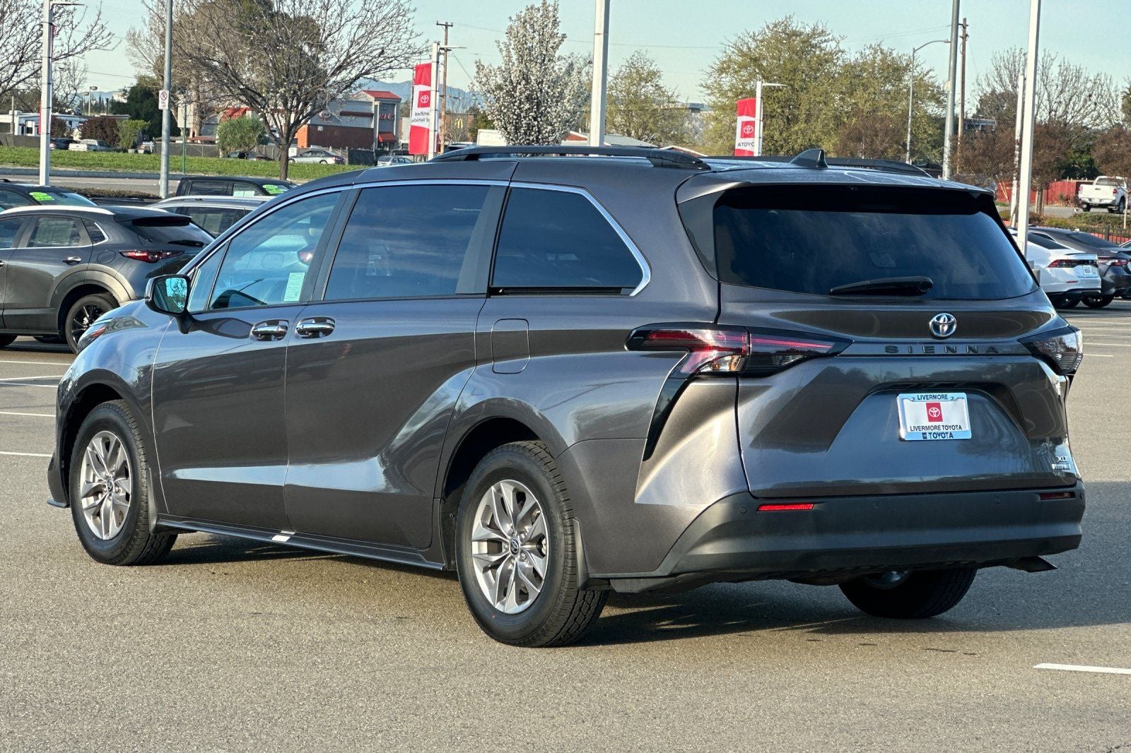 2023 Toyota Sienna XLE
