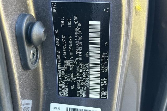 2023 Toyota Sienna XLE