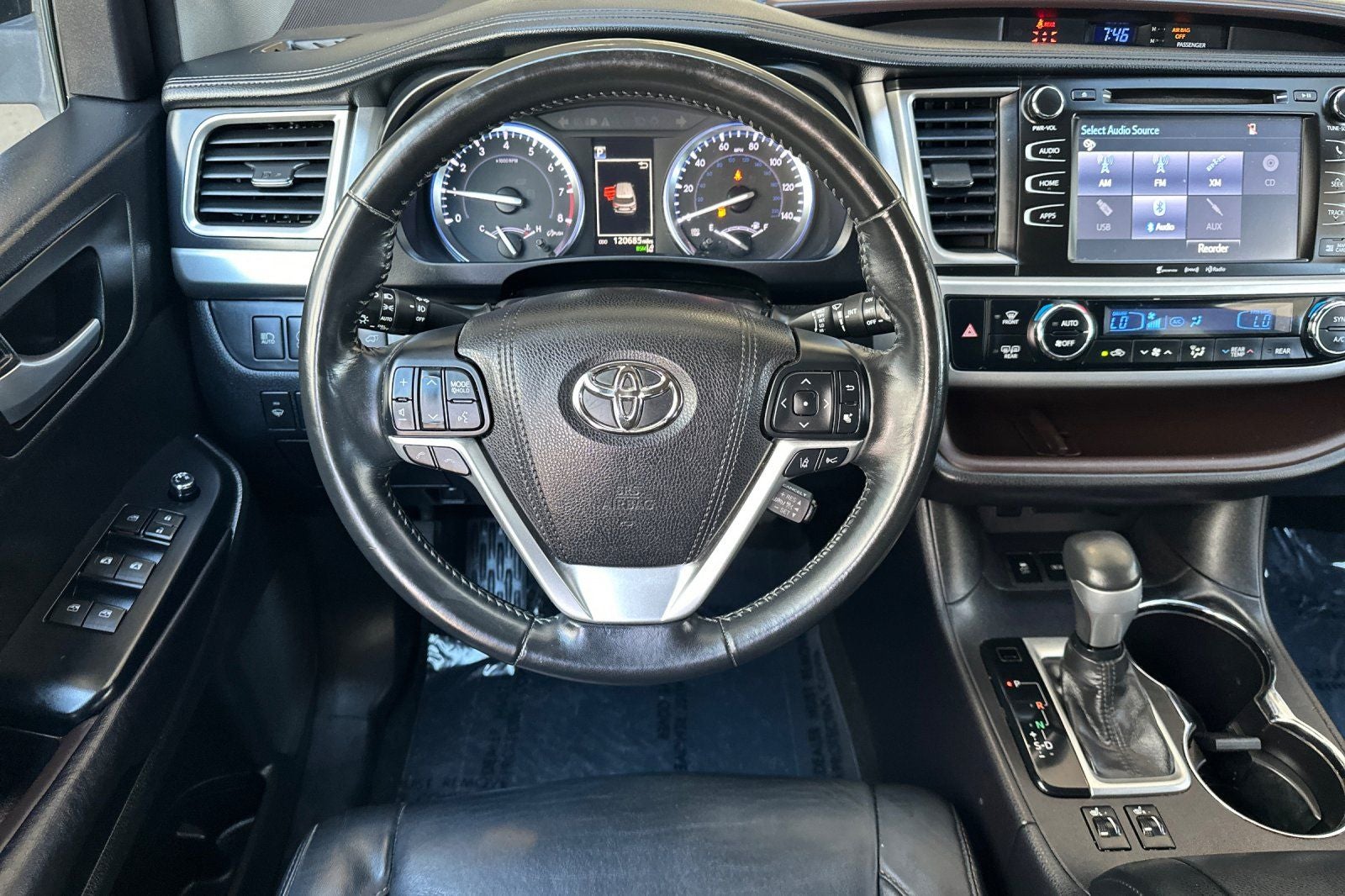 2017 Toyota Highlander XLE