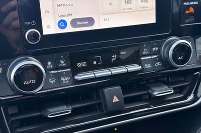 2023 Toyota Highlander Hybrid XLE