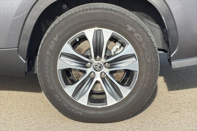 2023 Toyota Highlander Hybrid XLE