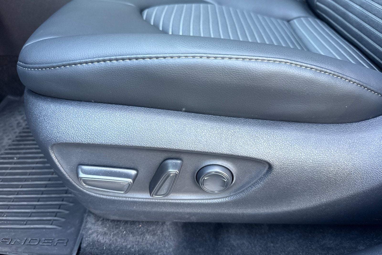 2026 Toyota Highlander XSE